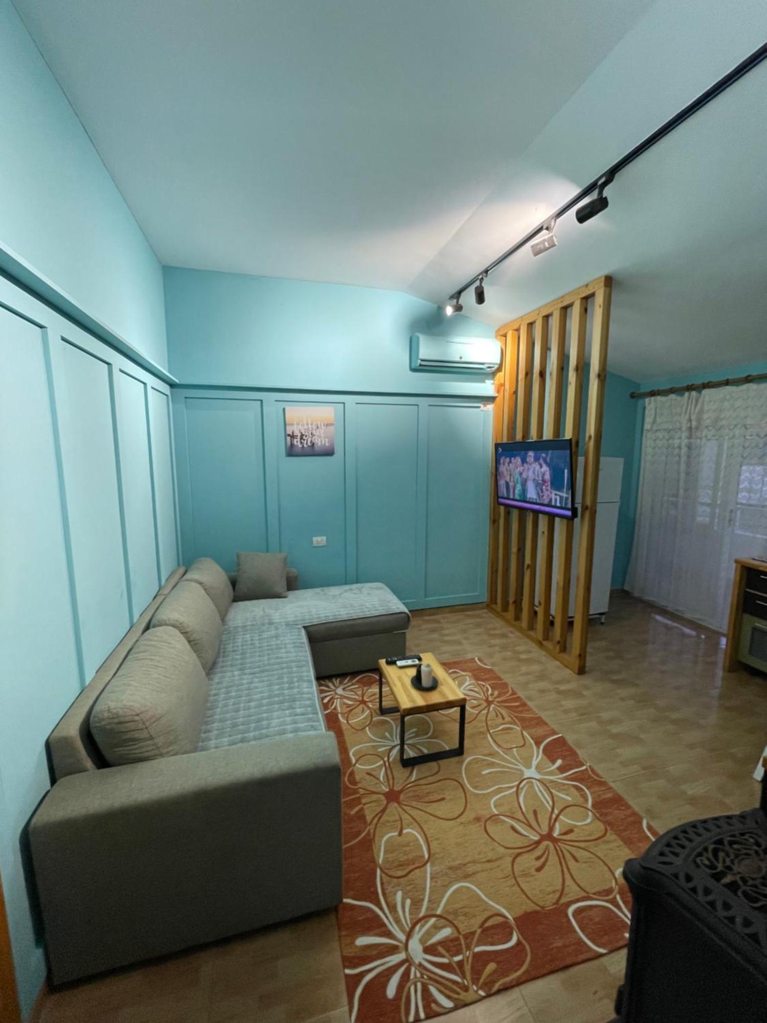 Villa House For Rent Jurgen à Golem  Extérieur photo